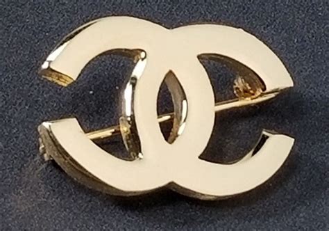 vintage chanel cc pin|chanel jacket brooch.